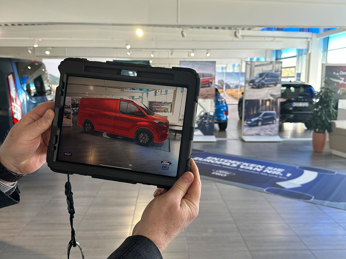 Ford Pro Preview App: Kunden können den neuen Transit Custom bereits jetzt in allen Details virtuell erleben error_file_does_not_exist