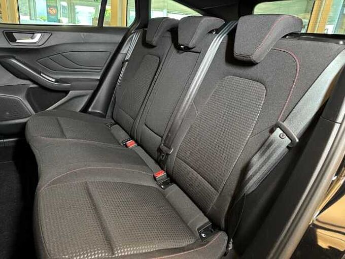 Ford Focus Turnier ST-Line X+Automatik+Kamera+Navi