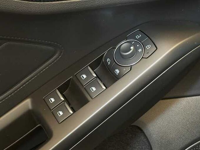 Ford Focus Turnier ST-Line X+Automatik+Kamera+Navi