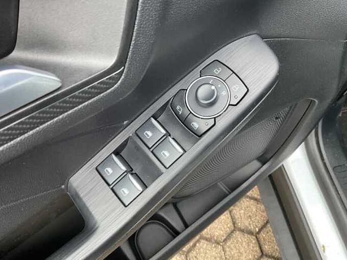 Ford Kuga ST-Line FHEV+Matrix LED+Head-UP+Kamera+Navi 