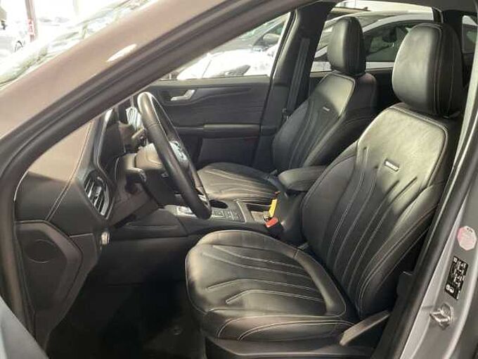 Ford Kuga Plug-In Hybrid Vignale NAVI. PDC. RÜCKF. Sitzheizung 