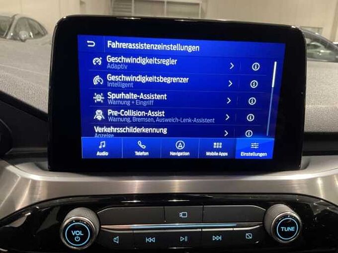 Ford Kuga Titanium FHEV AWD+Head-UP+KeyFree+Kamera 