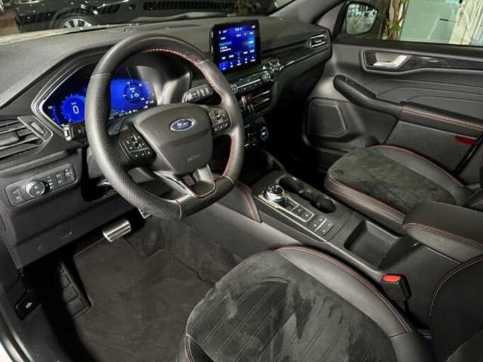 Ford Kuga ST-Line X+Automatik+AHK+Pano+B&O+Key-Free