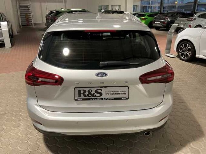 Ford Focus Turnier Titanium 4J Garantie R&Uuml;CKF. PDC NAVI. 