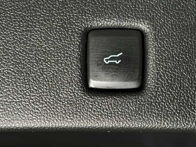 Ford Kuga Titanium X+Automatik+AHK+Kamera+B&O+Navi 