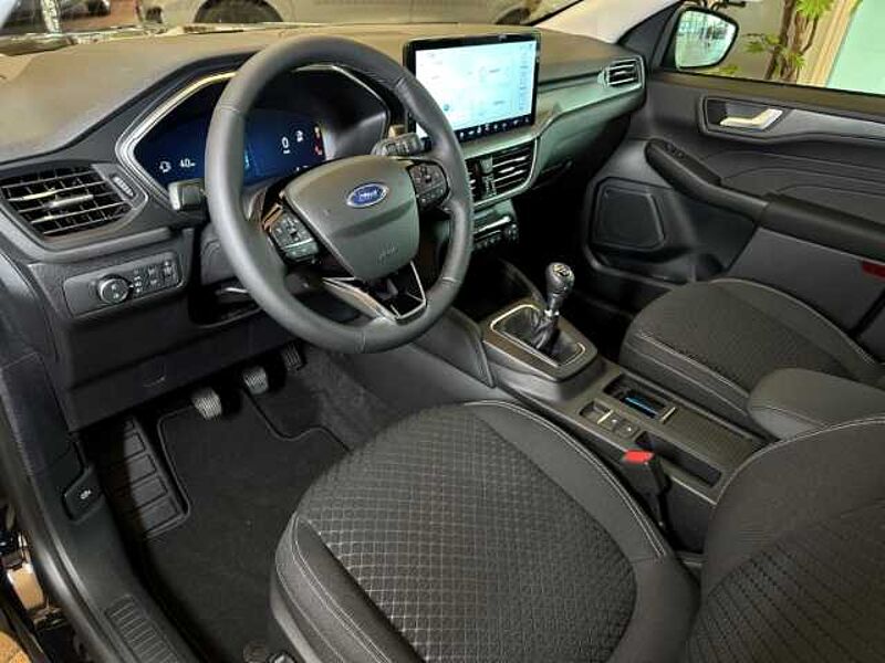 Ford Kuga Titanium 360-Grad-Kamera+LED-Scheinwerfer+Tempomat+Navi Titanium 360-Grad-Kamera+LED-Scheinwerfer+Tempomat+Navi