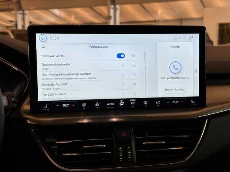 Ford Kuga Titanium 360-Grad-Kamera+LED-Scheinwerfer+Tempomat+Navi Titanium 360-Grad-Kamera+LED-Scheinwerfer+Tempomat+Navi