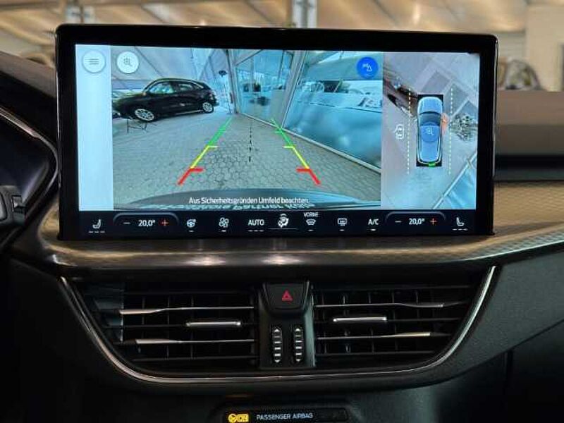 Ford Kuga Titanium 360-Grad-Kamera+LED-Scheinwerfer+Tempomat+Navi Titanium 360-Grad-Kamera+LED-Scheinwerfer+Tempomat+Navi