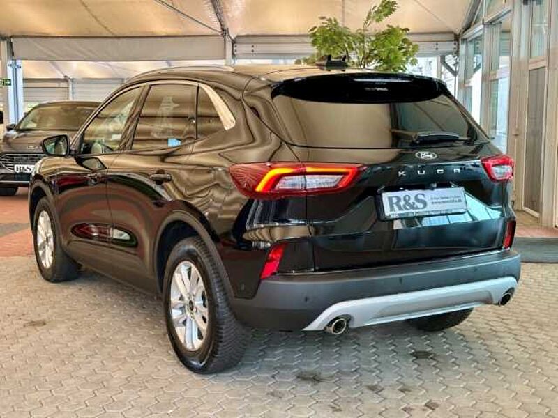 Ford Kuga Titanium 360-Grad-Kamera+LED-Scheinwerfer+Tempomat+Navi Titanium 360-Grad-Kamera+LED-Scheinwerfer+Tempomat+Navi