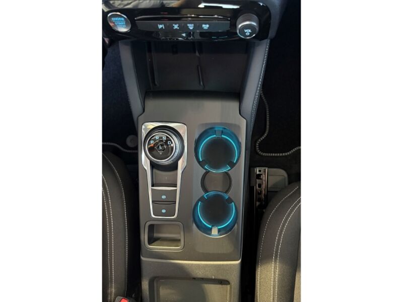 Ford Kuga FHEV Active Key-Free-System+Rückfahrkamera+LED-Scheinwerfer FHEV Active Key-Free-System+Rückfahrkamera+LED-Scheinwerfer