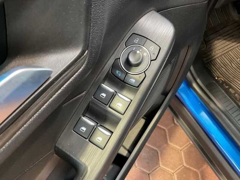 Ford Kuga Active PHEV+Matrix LED+Head-UP+Key-Free Active PHEV+Matrix LED+Head-UP+Key-Free