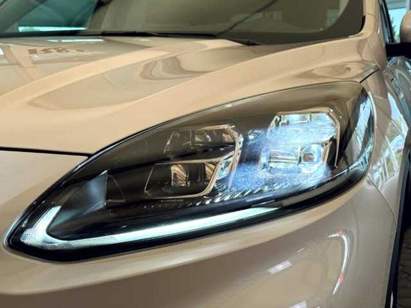 Ford Kuga Titanium X+5 Jahre Garantie*+Automatik+Navi Titanium X+5 Jahre Garantie*+Automatik+Navi