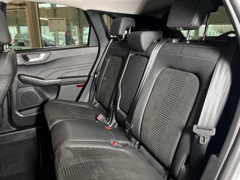 Ford Kuga Active X Automatik+Navi+B&O+Rückfahrkamera Active X+Automatik+Navi+B&O+Rückfahrkamera