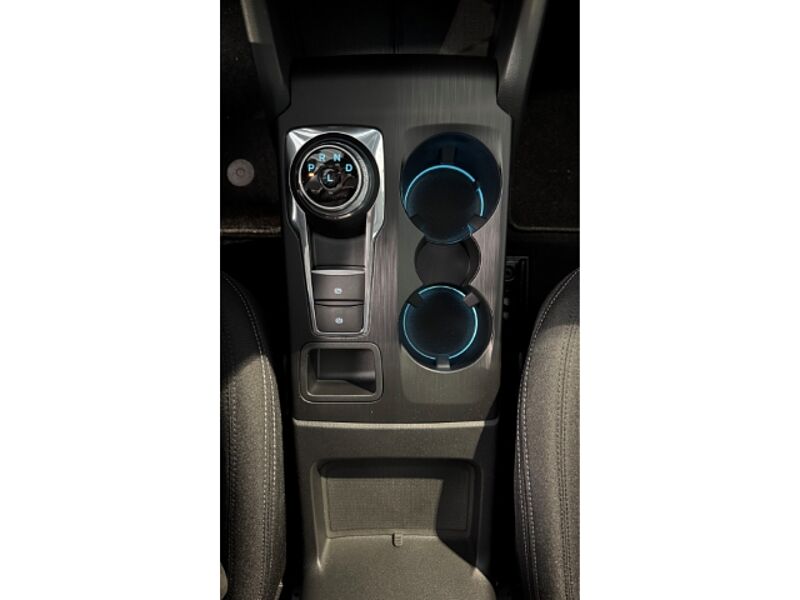 Ford Focus Titanium Turnier Automatik+Rückfahrkamera+Navi+Tempomat Titanium Turnier Automatik+Rückfahrkamera+Navi+Tempomat