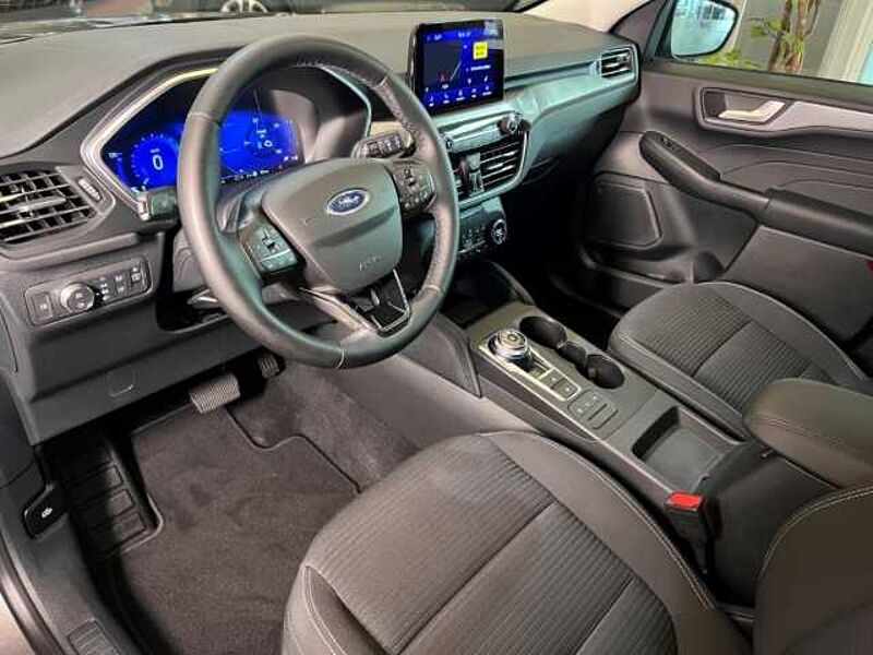 Ford Kuga Titanium+Automatik+Rückfahrkamera+Navi