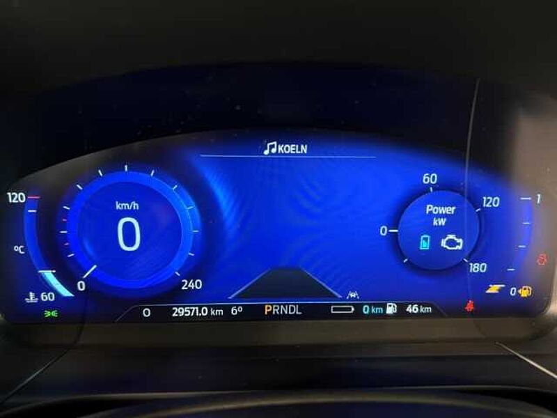 Ford Kuga Titanium+Automatik+Rückfahrkamera+Navi