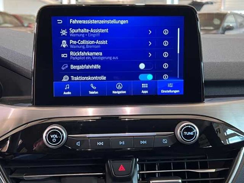 Ford Kuga Titanium+Automatik+Rückfahrkamera+Navi