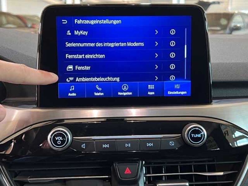 Ford Kuga Titanium+Automatik+Rückfahrkamera+Navi