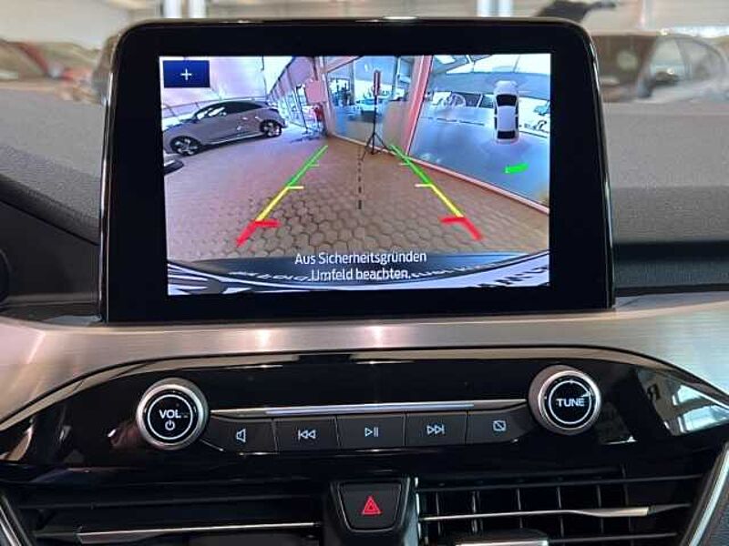 Ford Kuga Titanium+Automatik+Rückfahrkamera+Navi