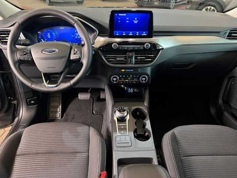 Ford Kuga Titanium+Automatik+Rückfahrkamera+Navi