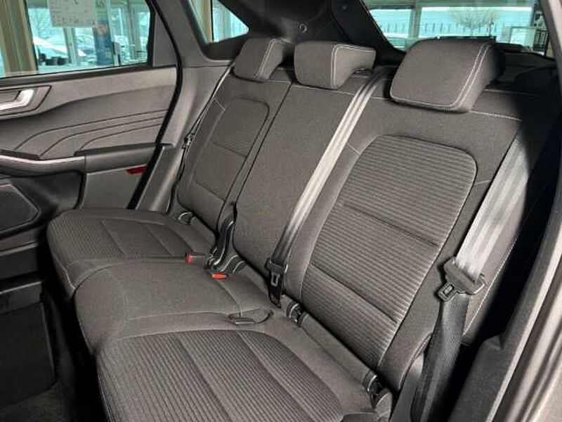 Ford Kuga Titanium+Automatik+Rückfahrkamera+Navi