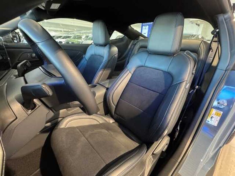 Ford Mustang Dark Horse Fastback V8+Bang&Olufsen+LED+Klimaautomat.