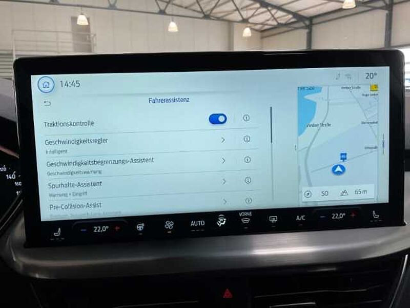 Ford Focus Titanium+Automatik+LED+Kamera+Navi+Sitzheizung