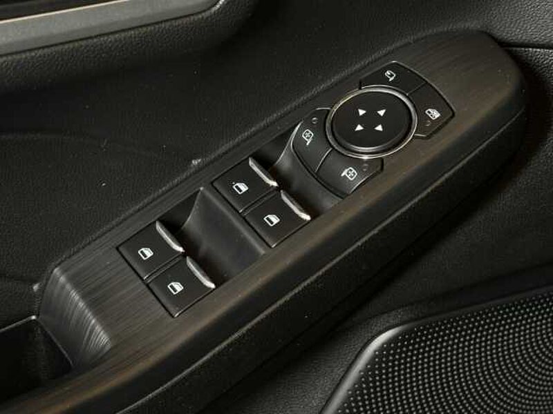 Ford Kuga Cool&Connect+Automatik+AHK+Navi+Sitzheizung