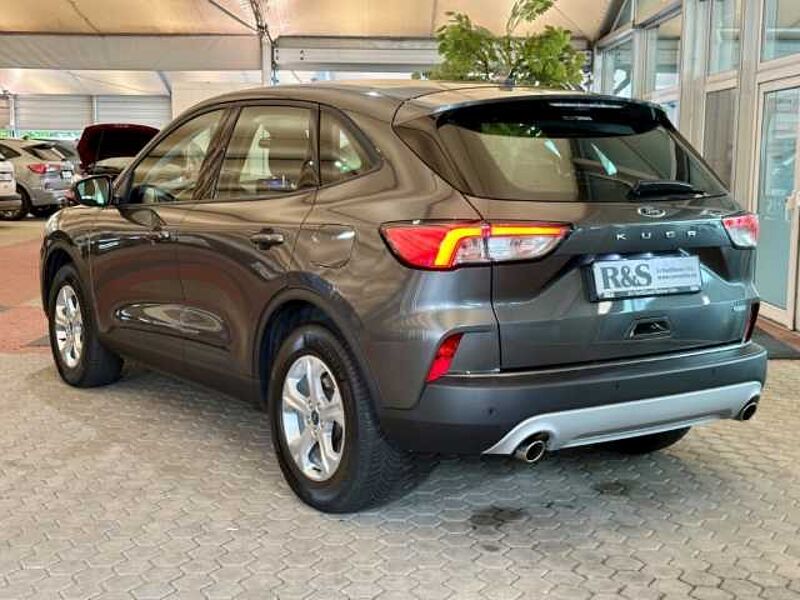 Ford Kuga Cool&Connect+Automatik+AHK+Navi+Sitzheizung