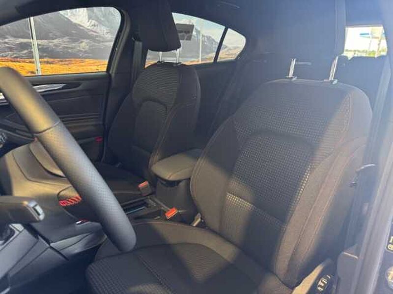 Ford Focus ST-Line Rückfahrkamera+LED+Klimaautomatik+Tempomat+Navi