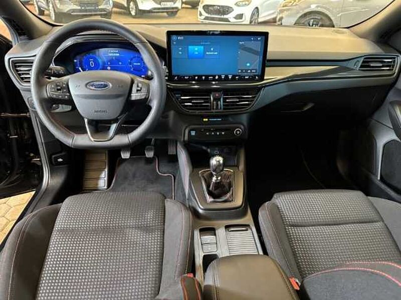 Ford Focus Turnier ST-Line X+AHK+Navi+Kamera+Key-Free