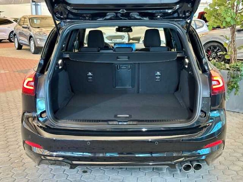 Ford Focus Turnier ST-Line X+AHK+Navi+Kamera+Key-Free