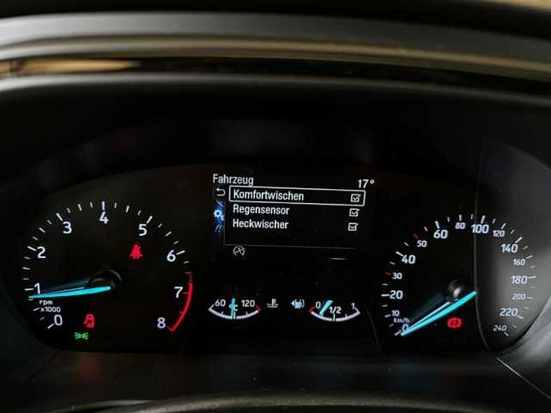 Ford Focus Turnier ST-Line+Navi+PDC+Key-Free+Klima