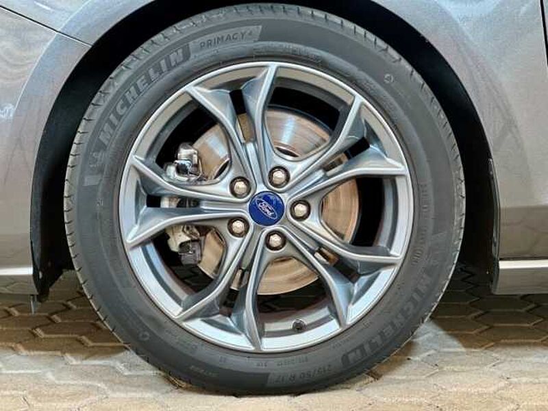 Ford Focus Turnier ST-Line+Navi+PDC+Key-Free+Klima