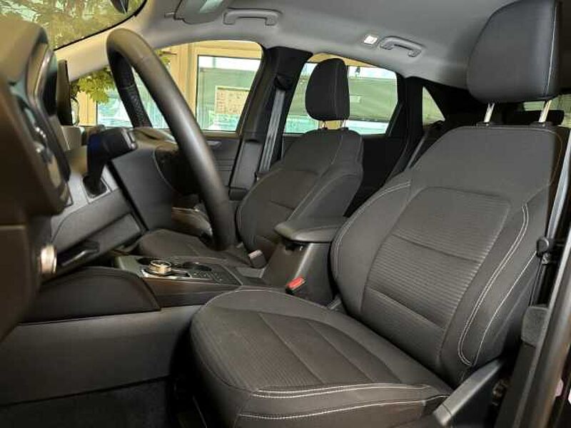 Ford Kuga Titanium+Automatik+Navi+Kamera+Key-Free