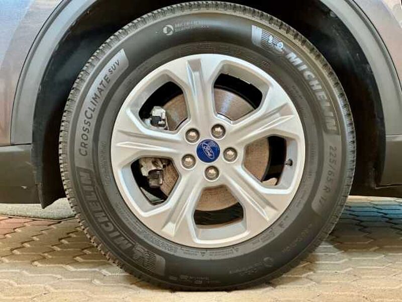 Ford Kuga Cool&Connect+Automatik+AHK+Navi+PDC+Klima