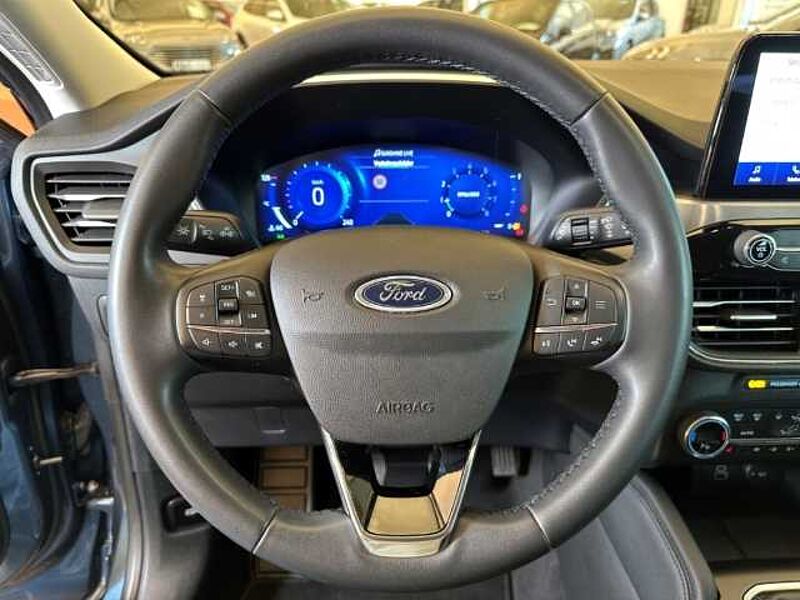 Ford Kuga Titanium+AHK+Rückfahrkamera+Navi+Key-Free