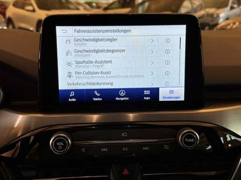 Ford Kuga Titanium+AHK+Rückfahrkamera+Navi+Key-Free