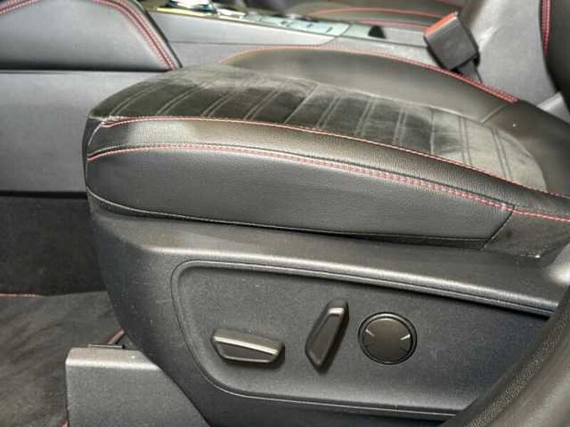 Ford Kuga ST-Line X+Automatik+Pano+B&O+Head-Up+Kamera