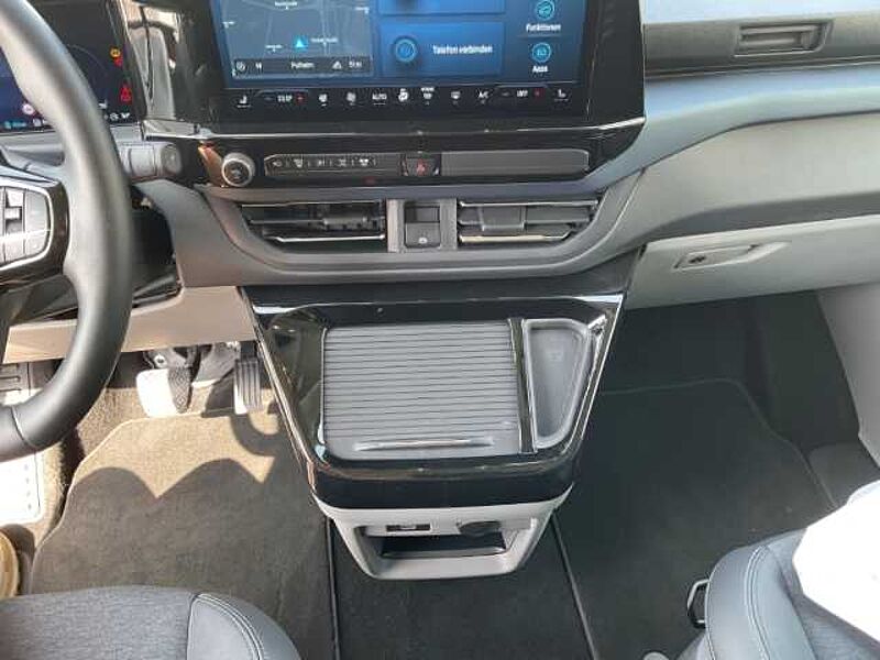 Ford Tourneo Active Bus 340 L1 PHEV FWD 8 Sitzer+LED