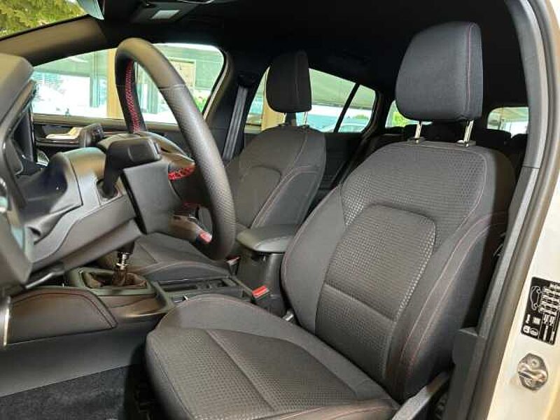 Ford Focus Turnier ST-Line X+Kamera+Head-Up+Key-Free