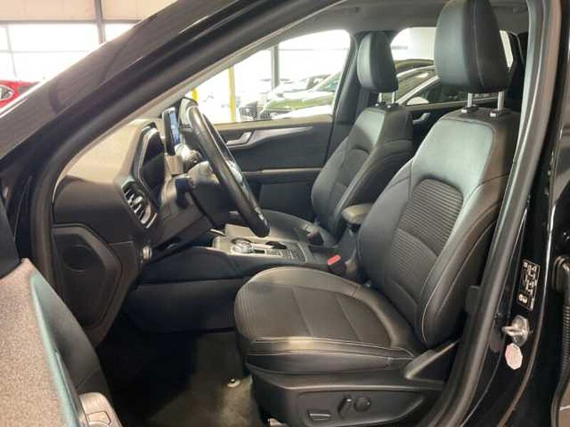 Ford Kuga Titanium X PHEV+elek. AHK+Pano+LED+B&O+KeyFree