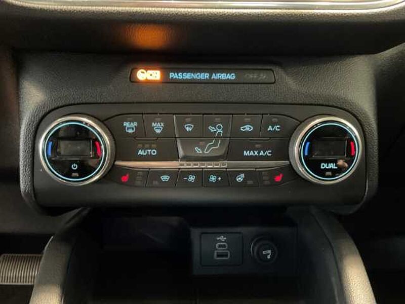 Ford Kuga Titanium X PHEV+elek. AHK+Pano+LED+B&O+KeyFree