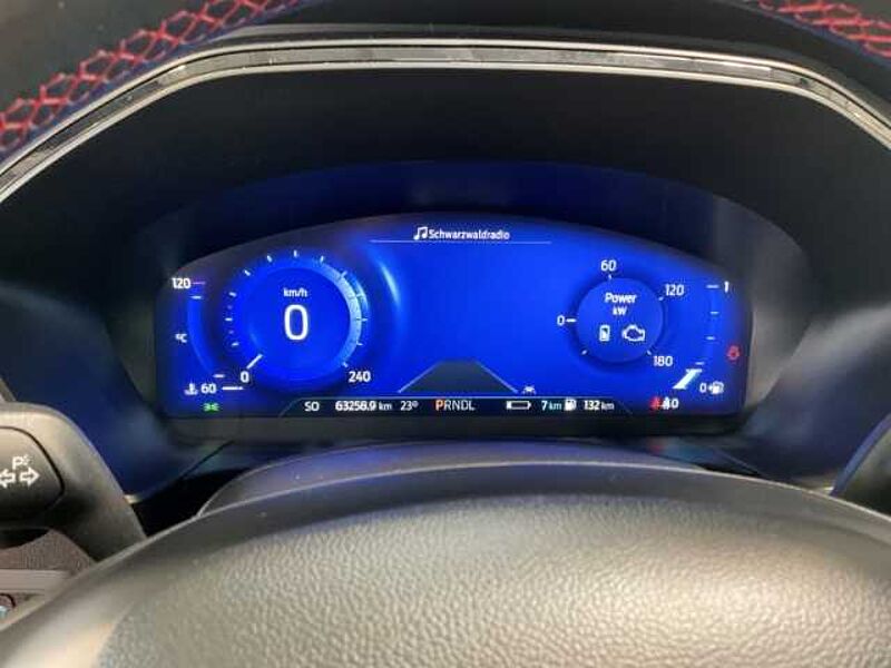 Ford Kuga ST-Line PHEV+elek. AHK+Kamera+Pano+KeyFree