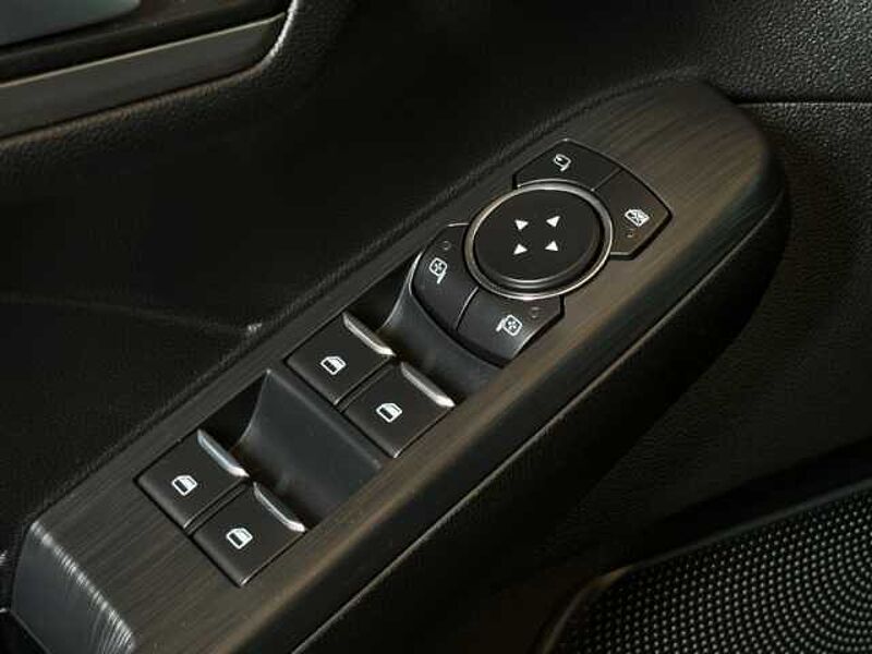 Ford Kuga Titanium+Automatik+Kamera+Key-Free+Navi