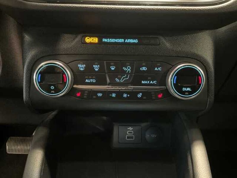 Ford Kuga ST-Line PHEV+elek. AHK+Kamera+KeyFree+Navi