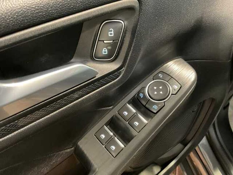 Ford Kuga ST-Line X PHEV+LED+B&O+KeyFree+Kamera+Navi