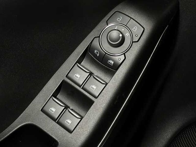 Ford Puma Titanium+5 J. Garantie*+Navi+PDC+Tempo