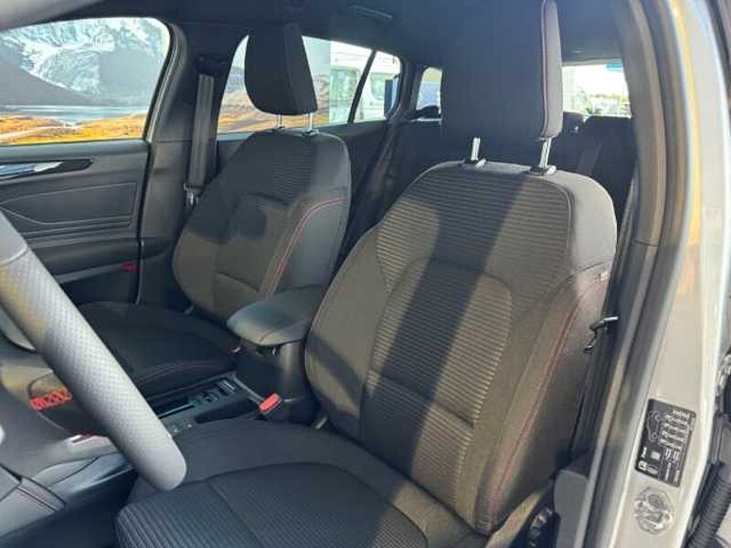 Ford Focus ST-Line X Turnier Parklenkassistent+KeyFree+Klimaautom.
