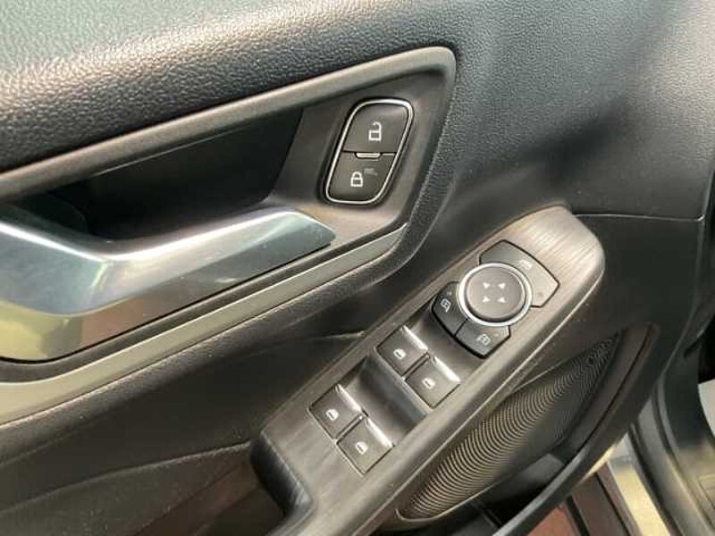 Ford Kuga Cool&Connect+Navi+elek. AHK+KeylessGO+Tempomat